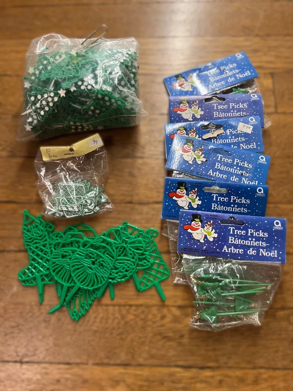 Amscan Green Tree Picks Party Cake Toppers
